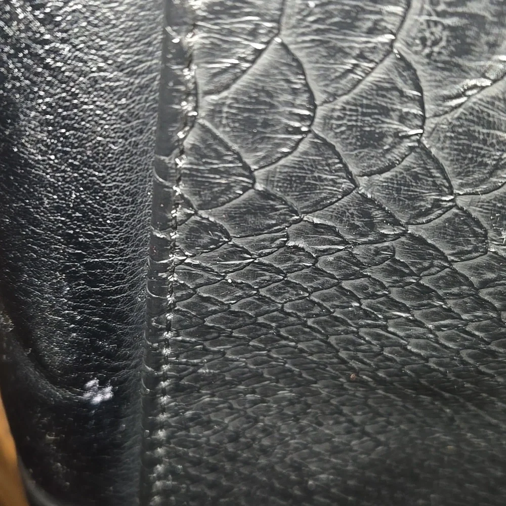 Mossimo Large Black Hand Bag/Laptop Bag- Incles Bag Charm/key Chain, Scarf, And